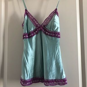 Victoria Secret Moda Int.- Silky/satiny camisole